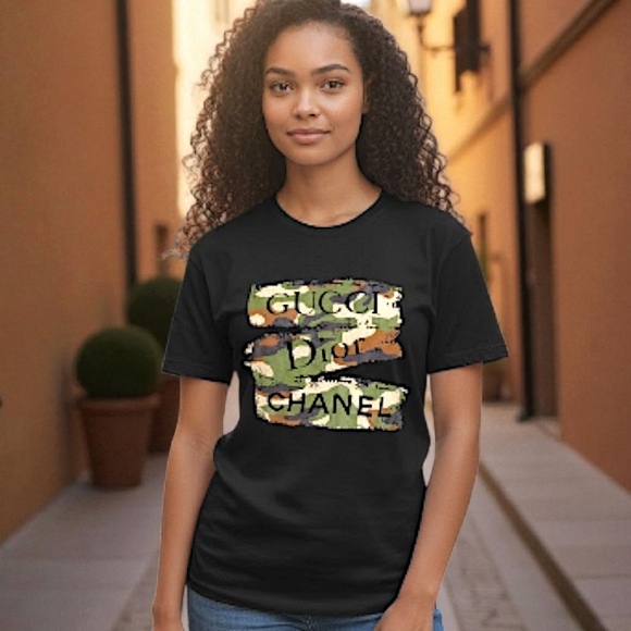 Chic Black Designer Graphic Tee - Picture 2 of 3